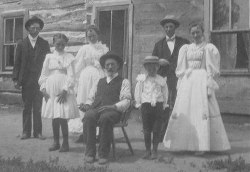 Andrew Peterson family, circa 1899